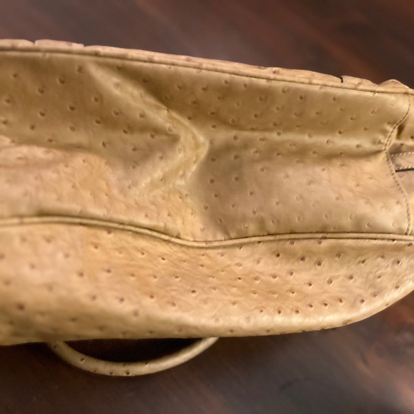Guess Ostrich Purse - Picture 5 of 7